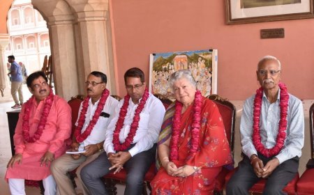 FOUNDER OF JAIPUR, MAHARAJA SAWAI JAI SINGH II'S BIRTH ANNIVERSARY CELEBRATED AT CITY PALACE